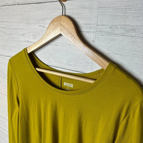 Duluth Trading Co Shirt Womens Size Large Chartreuse Long Sleeve Tee Gorpcore - Picture 8 of 16